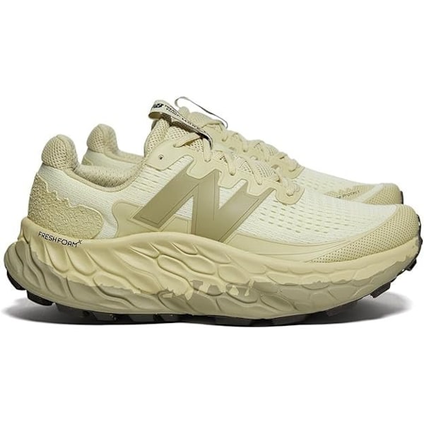 New Balances Fresh Foam More Trail v3 'Pistachio Butter' 41.5