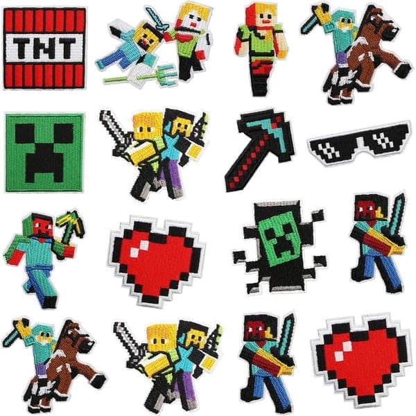 Et sett med 21 Minecraft broderte lapper, virtuelle verdensmerker og anime-karakter broderte lapper