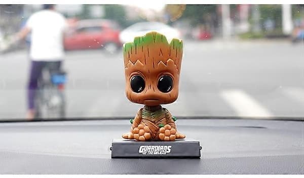 Tecknad Groot bilinstrumentbräda bobblehead actionfigur söt anime Groot