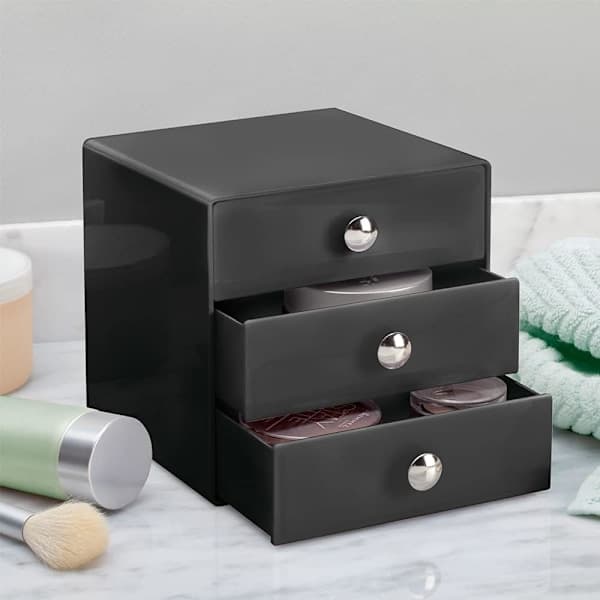 Opbevaringsboks med skuffer til makeup, kompakt kosmetisk organisering til bordplader eller skabe, solid plast.