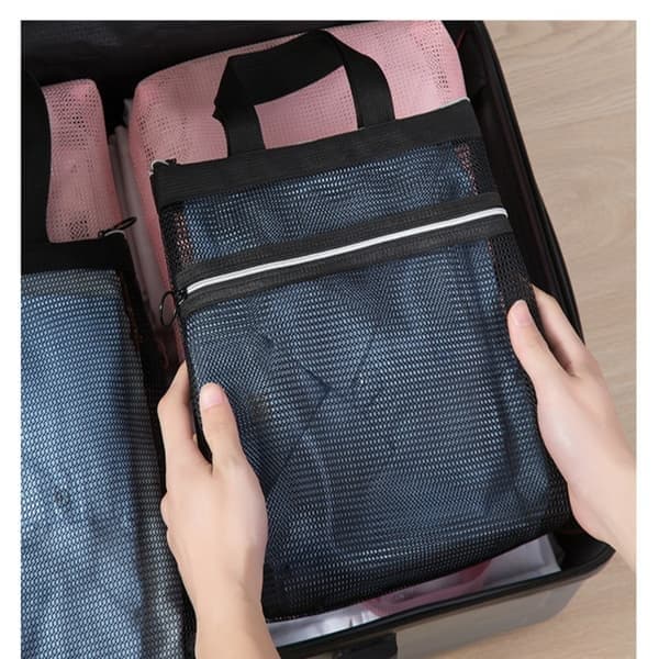 Necessär i mesh, svart Black