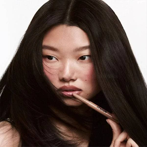 Rhode Peptide Lip Shape - Ægte læbestift konturblyant O0b1 karamelbrun One size caramel brown One size