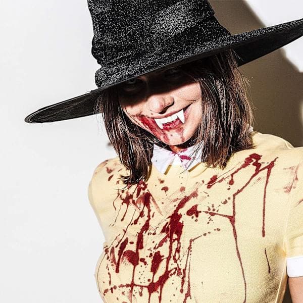 12 grove tænder til Halloween-maskerade