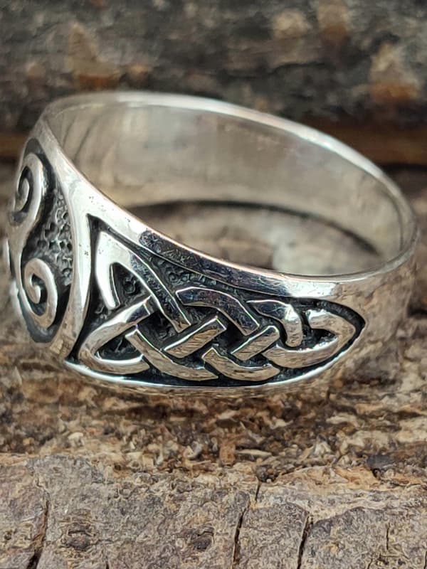 Ring Triskele, størrelse 52-74 (tris) - Sølv 60
