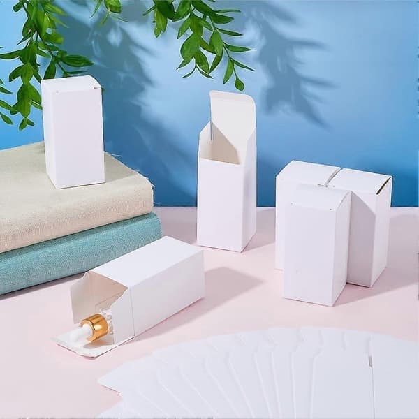 10 st presentförpackningar i kartong 5 x 10 cm vita presentförpackningar i kraftpapper med lock små rektangulära lådor för inslagning av ljusflaskor