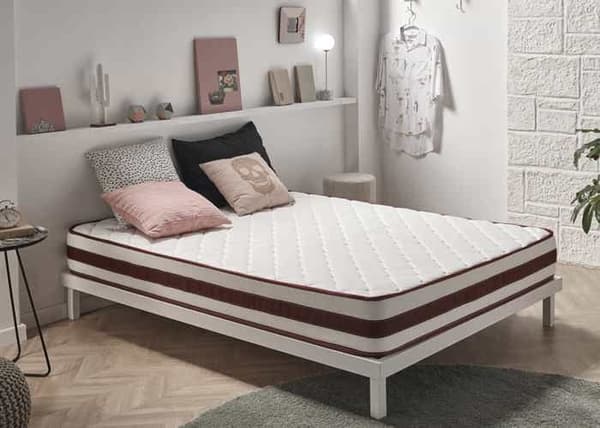 Moonia | Skummadras | First Class Edition 21cm | 140 X 190cm | Medium Fasthed