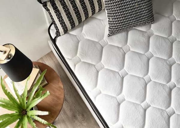 Moonia | Skummadrass | Maxim 21cm | 80 X 190cm | Medium Fasthet