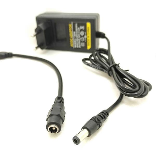 DC 12V 2A Strømadapter EU-plugg med 4-veis splitter for CCTV-kameraer, DVR, NVR