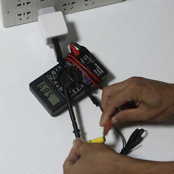 USB til 1,5V 3V 4,5V 6V AAA-4AAA Batterieliminator Kan Erstatte 1-4AAA Batterier 4.5V