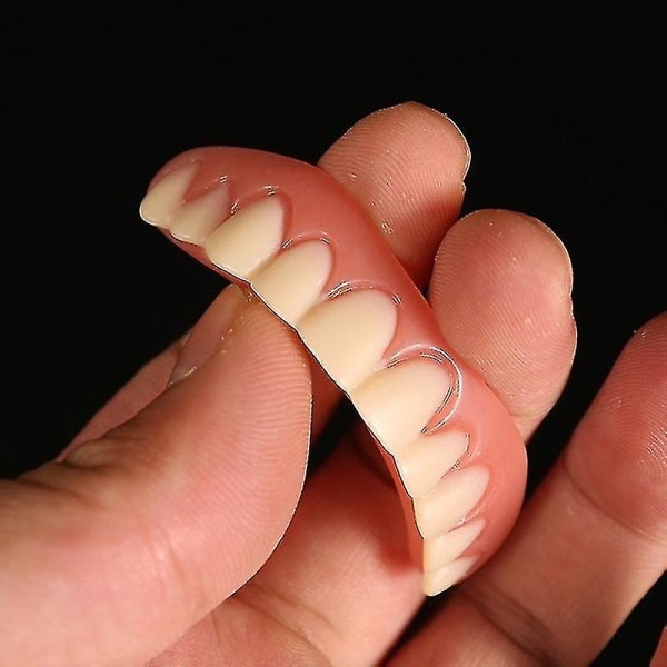 Falska tänder Silikon övre nedre faner Perfekta skrattfaner Tandproteser Klistra in falska tänder hängslen Bekväma tänder Ortodontisk Opp upper tooth
