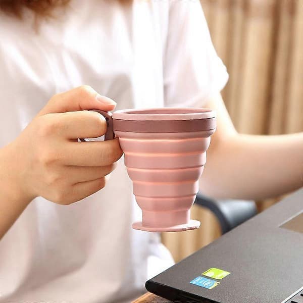 Utomhus Vandring Vikbar Silikonmugg Bärbar Åttakantig Vikbar Vattenmugg för Kaffe och pink