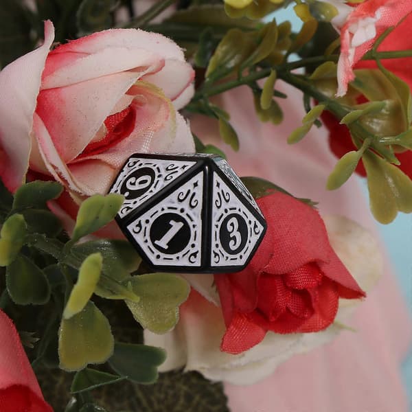 10 stk Polyhedrale 10-sidige Carved Pattern Terninger Sett D10 Akryl Spill Terninger Sett