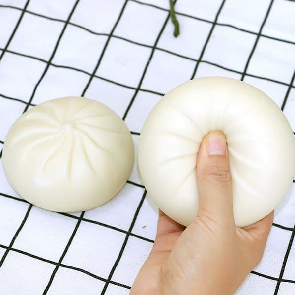 Sødt og blødt stressaflastende legetøj: Dumpling-formede stressbolde, dampede bolle-klemmelegetøj og bløde dej-dumplingbolde