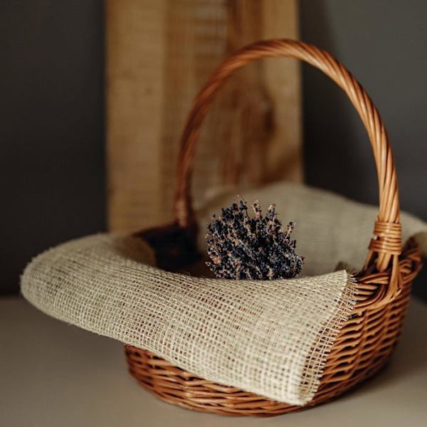 Juuttipöydän juoksunauha 30 cm x 10 m valkoinen CREATIVE DECO - hääkoristelu Vit grädde