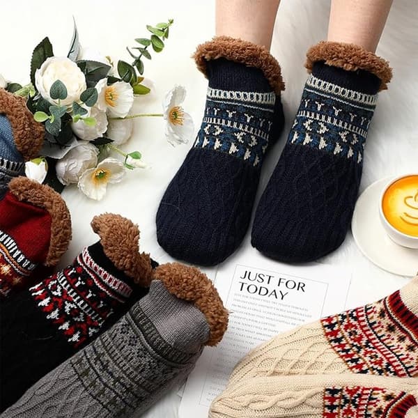 Vinterluddiga toffelsockor, akrylstickade med korallfleecefoder, förtjockade inomhuskläder för vuxna, vinröd, M 35-39