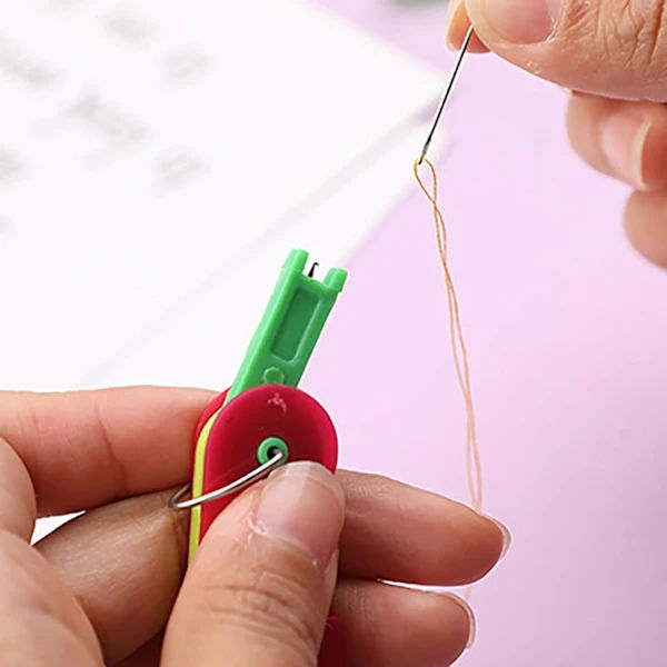 Random Color Automatic Needle Threader - Quick Plastic Threading for Hand Sewing, Embroidery & Cross Stitch, Crafts, Universal Compatibility