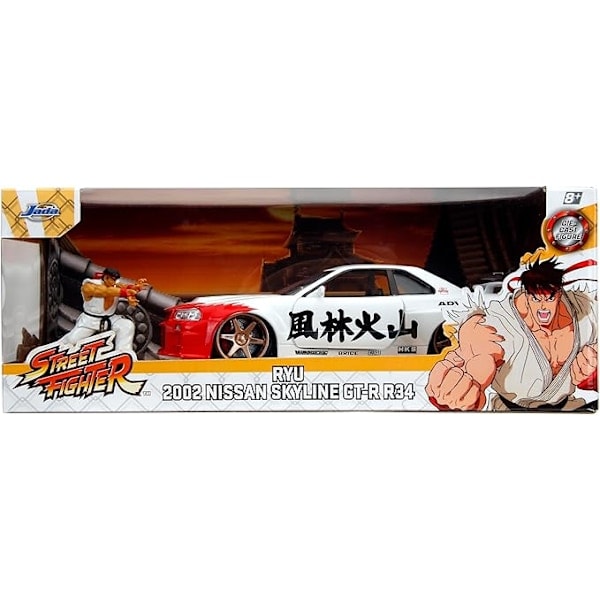 Street Fighter Nissan Skyline GTR Støbt Bil med Ryu Figur, Skala 1:24