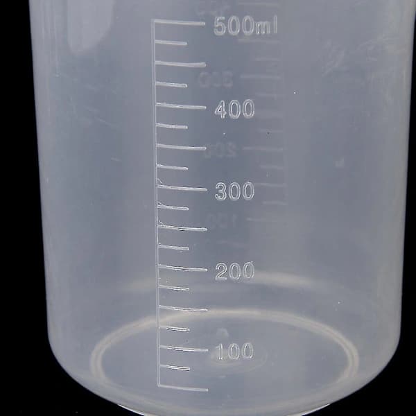 500 ml:n mitta-astia, läpinäkyvä