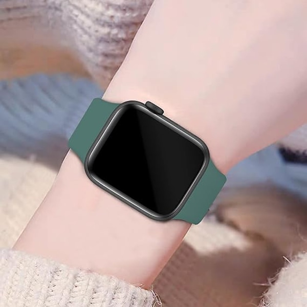 XJ-rem kompatibel med Apple Watch 42mm 44mm 45mm 49mm, erstatning blød silikone sports tilbehørs armbånd til kvinder mænd (Fyrretræsgrøn)