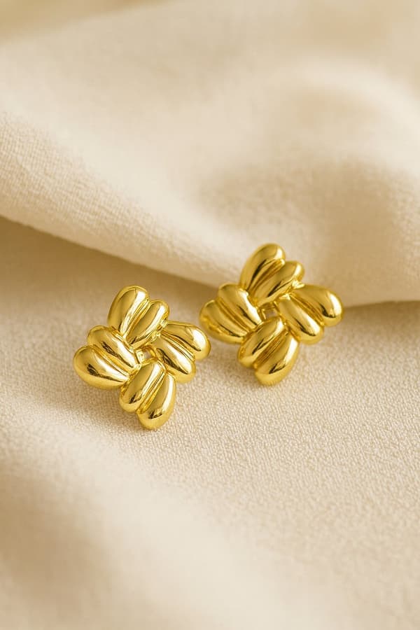 Gullbelagte Statement Stud Øredobber for Kvinner, Premium Rustfritt Stål Vanntette Hypoallergene Blomsterstuds, 0.96 x 1.36 Tommer, Gave til Henne