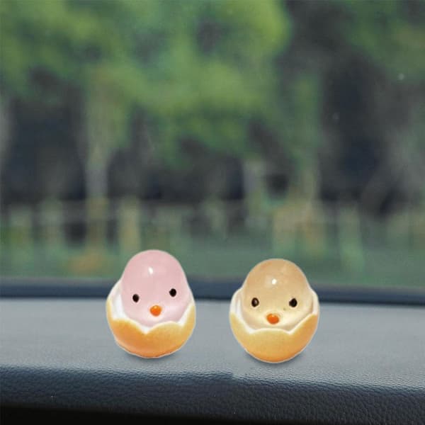 50 Pcs Mini Chicks with Eggshells, Cute Mini Resin Animals, Hatched Chick Figurines that Glow in the Dark, Easter Egg Chick Outdoor Lawn Decor DIY E