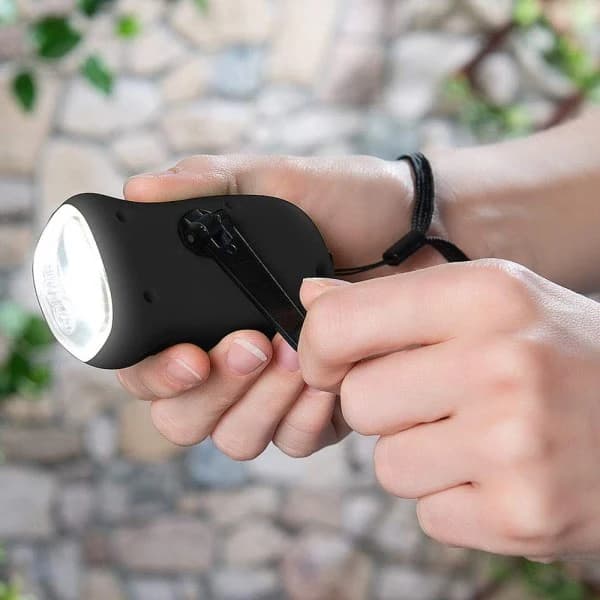 2-i-1 hånddrevet solcellelampe multifunksjonell