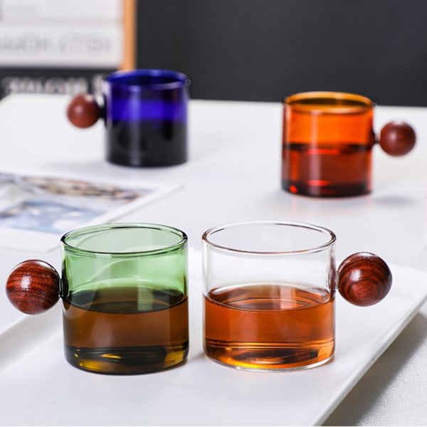 XJ-Värikkäät lasikahvimukit puupallokahvalla Tyylikäs juomakuppi vesikuppi teelle kahville latte Amber Amber