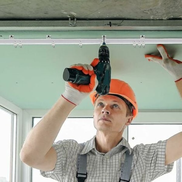 Flexibel gardinskena 5 meter för böjda och vikbara takgardiner.