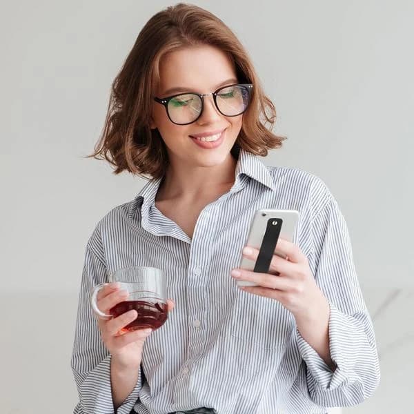 2-pak silikonremme/ringholdere til de fleste smartphones (sort)