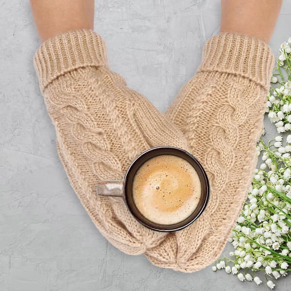 Dame bløde strikhandsker: Varme vinter-essentials. Ensfarvede, tykke vanter til hverdagsbrug Beige One Size