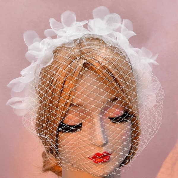 Elegant sort perle fascinator pandebånd til brudebryllupsfest White