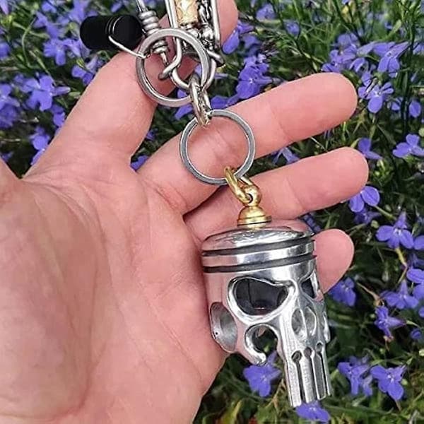 Piston Art Avaimenperä Pääkallokorulla, Avaimenperä Korulla & Taskulampulla & Pullonavaajalla Monitoiminen Art Avaimenperä