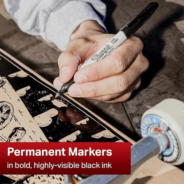 Permanent marker | Fine point for striking details | Black ink | 2-pack