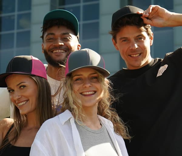 Stylish Unisex Hat, Comfortable for All-Day Wear.