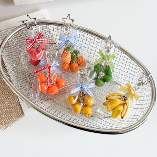 Creative Mini Pineapple Pendant Keychain Simulation Fruits Desi A4