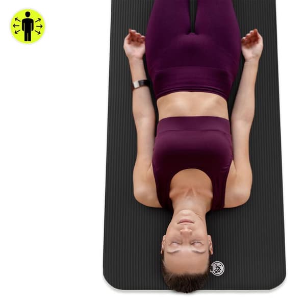 Yogamåtte NBR 8 mm 183x61 cm med rem – HyperMotion sort