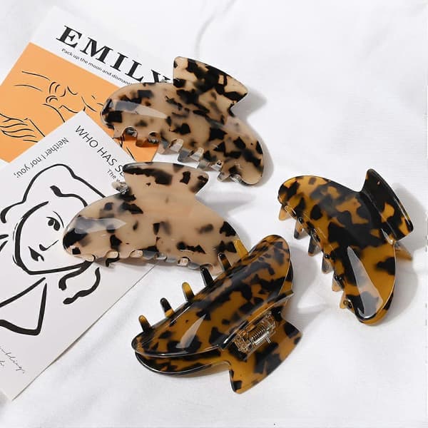 2 st hårklämmor bananklämmor sköldpadda, leopardmönster