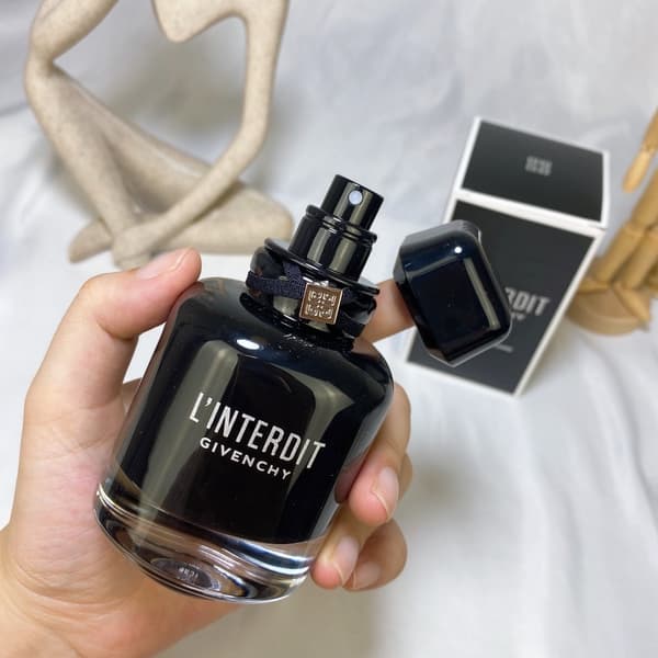 Givenchys L'Interdit Eau de Parfum Intense (svart flaske) — lidenskapelig utgave, 80ml