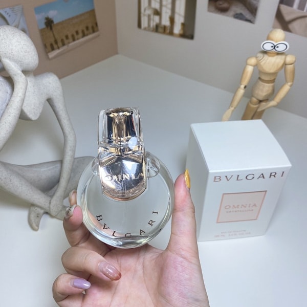 Bvlgaris nya Crystal White Eau de Parfum 100ml
