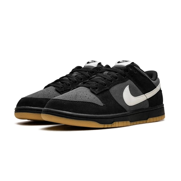 DUNK LOW SE "BLACK GREY GUM" 42
