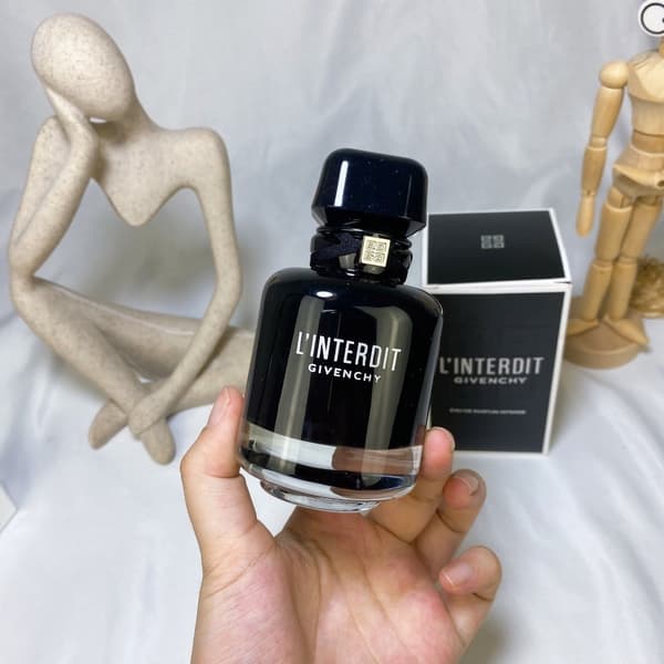 Givenchys L'Interdit Eau de Parfum Intense (svart flaske) — lidenskapelig utgave, 80ml