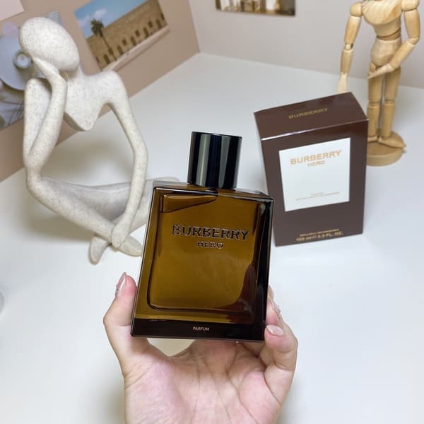 Burberrys Hero Parfym Essens 100ml