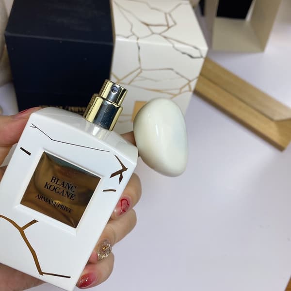 [TX]Armanin Privé – Blanc de Chine (100ml)