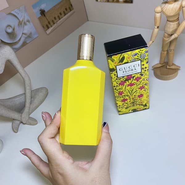 Guccis Flora Gorgeous Gardenia Eau de Parfum til kvinder, 100ml