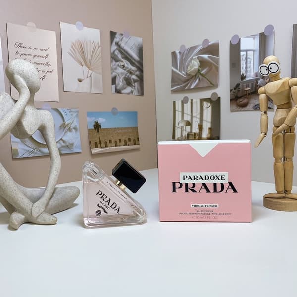 Pradas \"Jeg er uforudsigelig\" Blomsterspejl 90ml