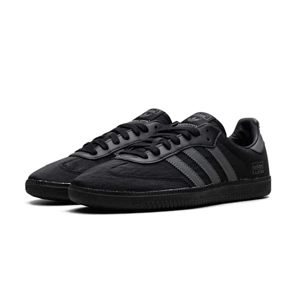 SAMBA OG "CORE BLACK REFLECTIVE" 44