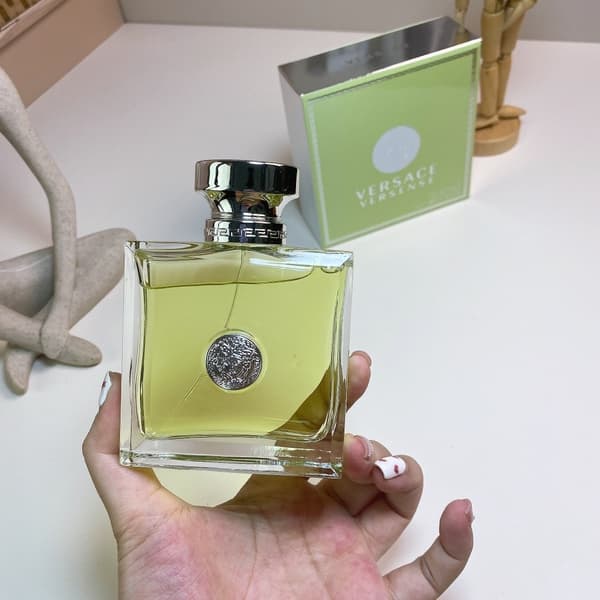Versace's Mediterranean Heartbeat Parfyme 100ml