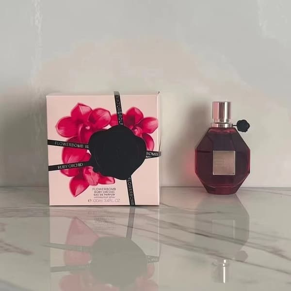 Flower Bomb (Ruby Orchid) 100ml