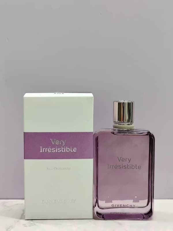 Givenchys: Irresistible — 100ml