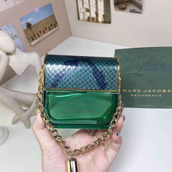 Mark Moji Green Alluring Handbag - Decadent (Decadent) 100ml